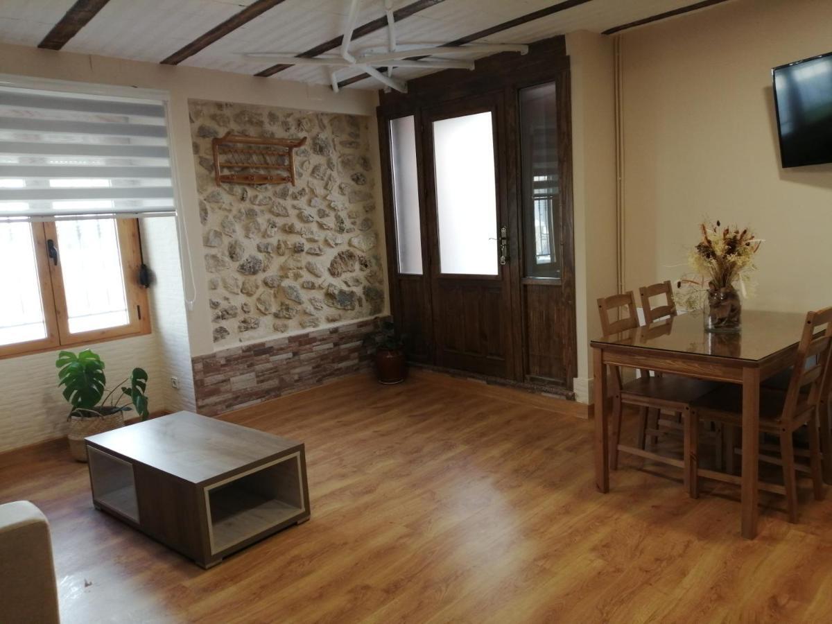 Nueva Tienda De Felipe Apartamento La Tienda Pontones  Exteriör bild